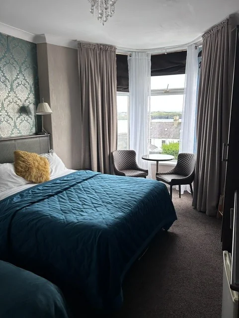 Twin room at Avarest House
